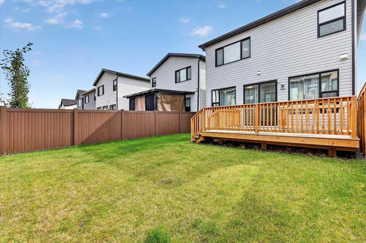 96 Rowmont Heath NW