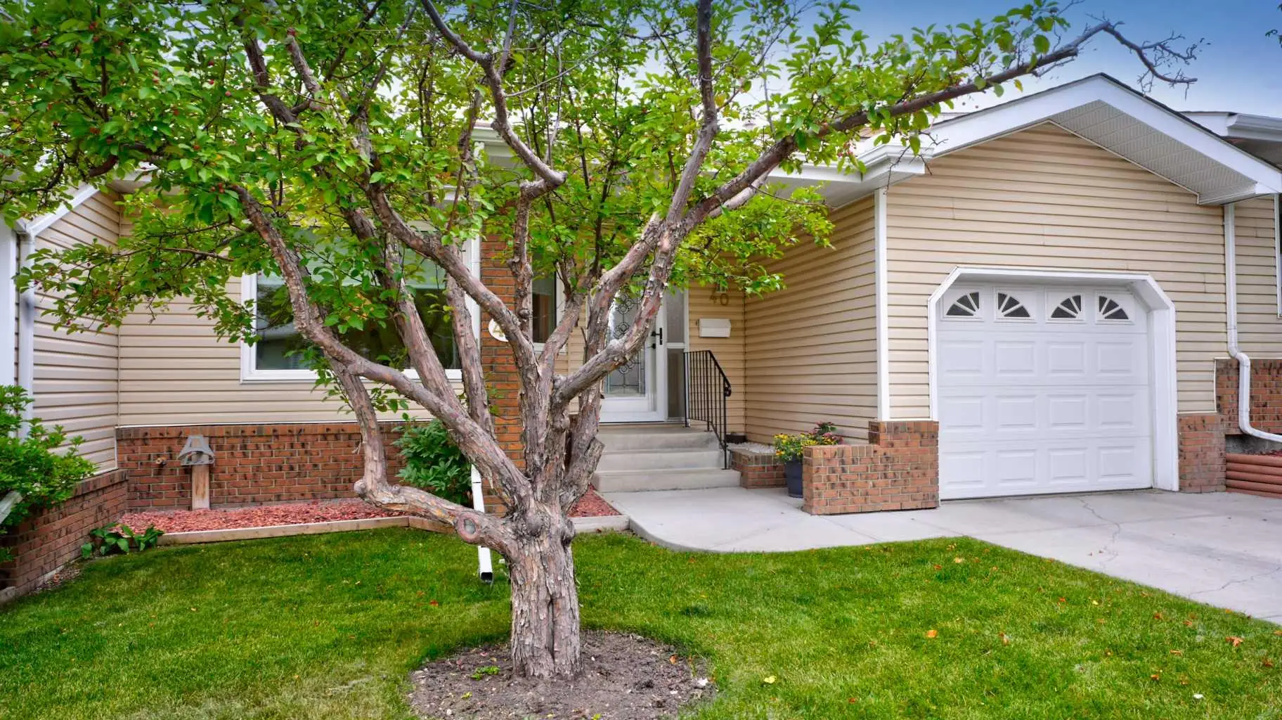 40 Vandoos Villas NW