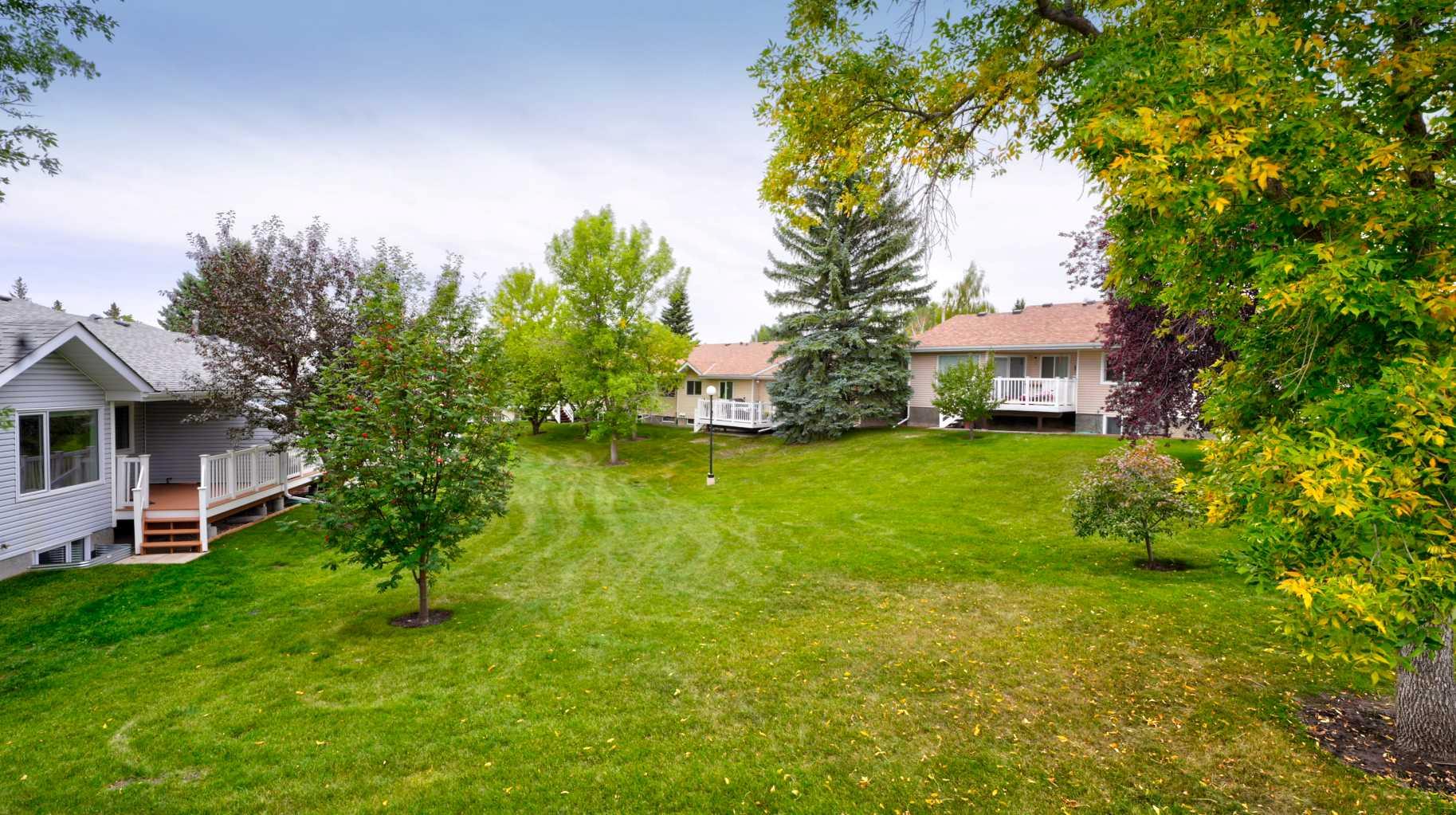 40 Vandoos Villas NW