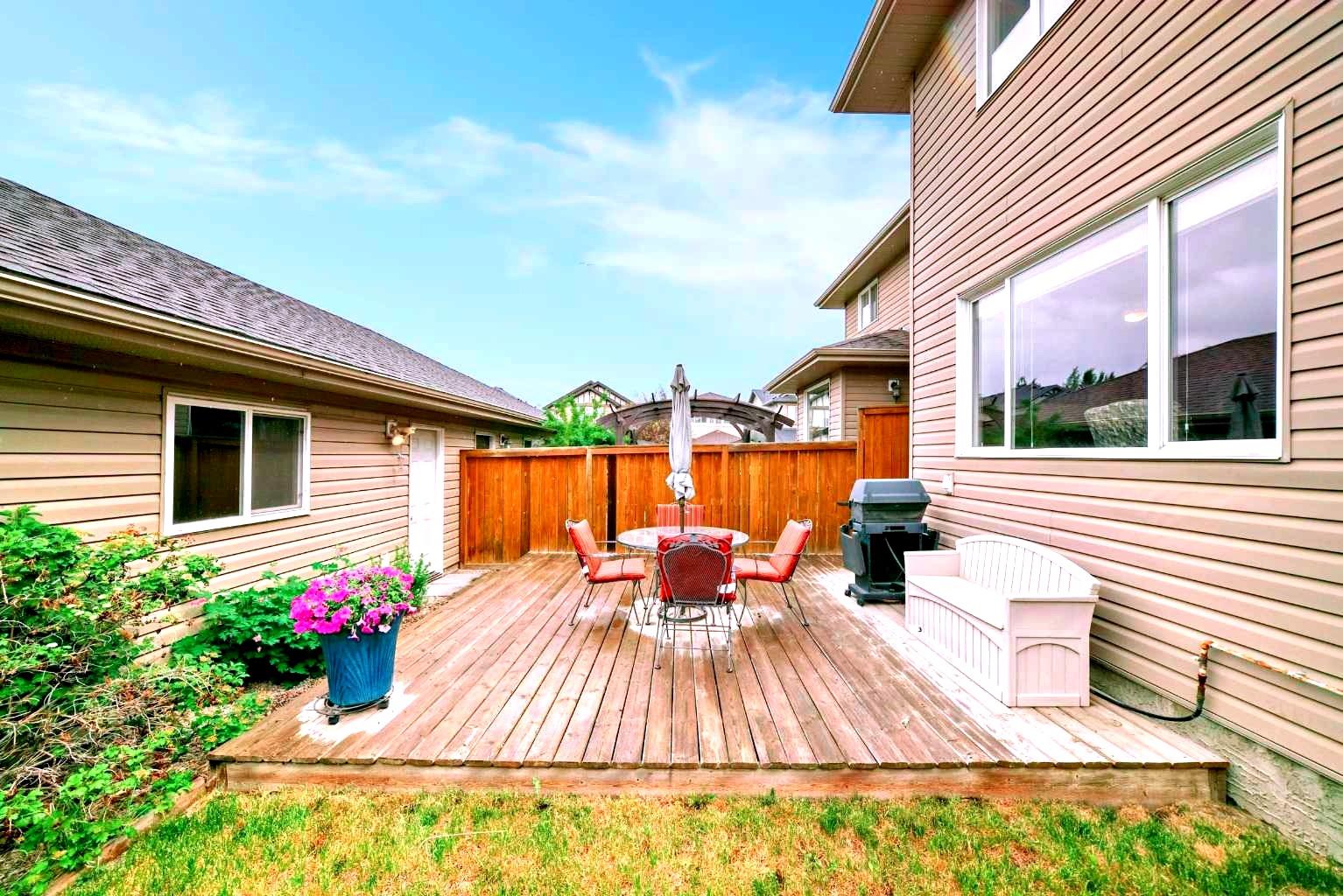 273 Chaparral Valley Drive SE