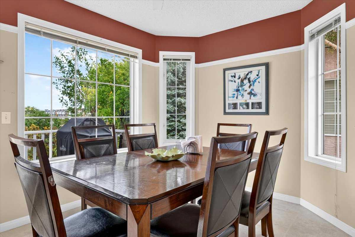 6 Harvest Grove Green NE