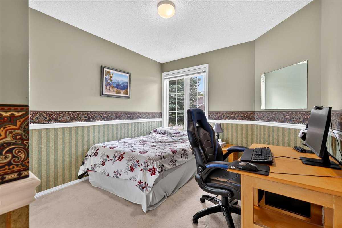 6 Harvest Grove Green NE