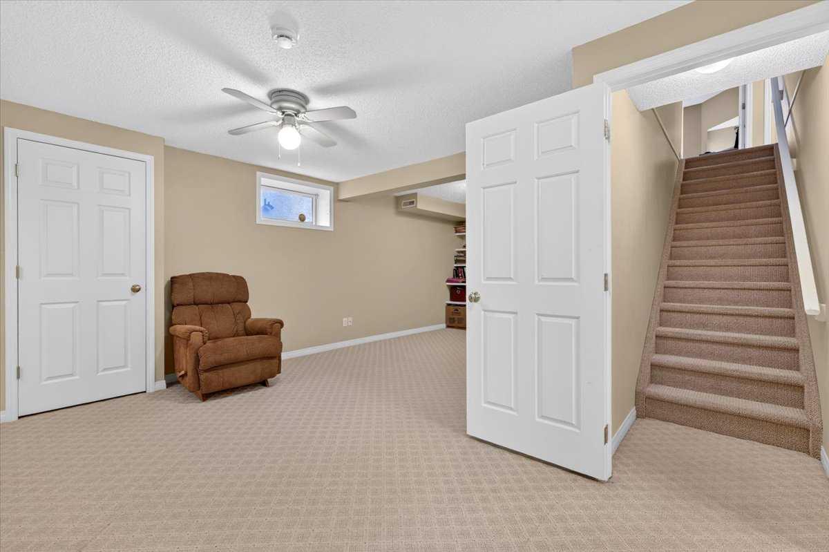 6 Harvest Grove Green NE