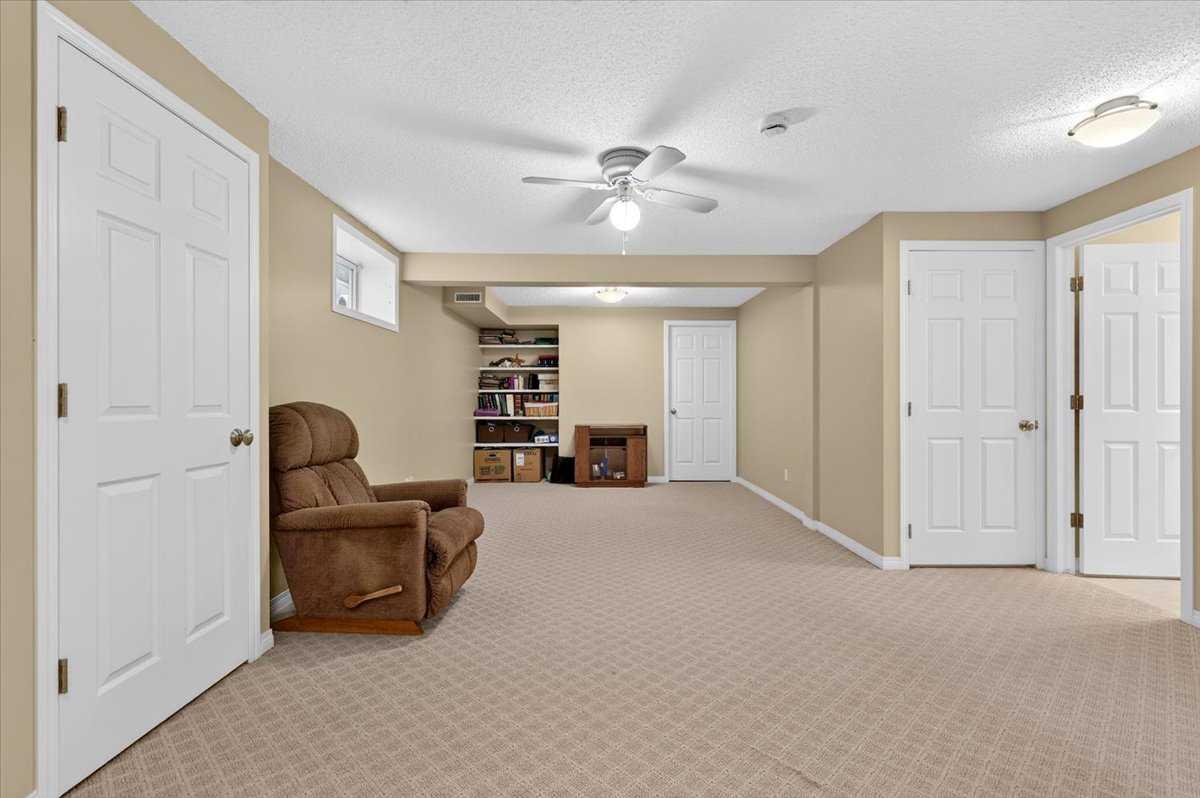 6 Harvest Grove Green NE