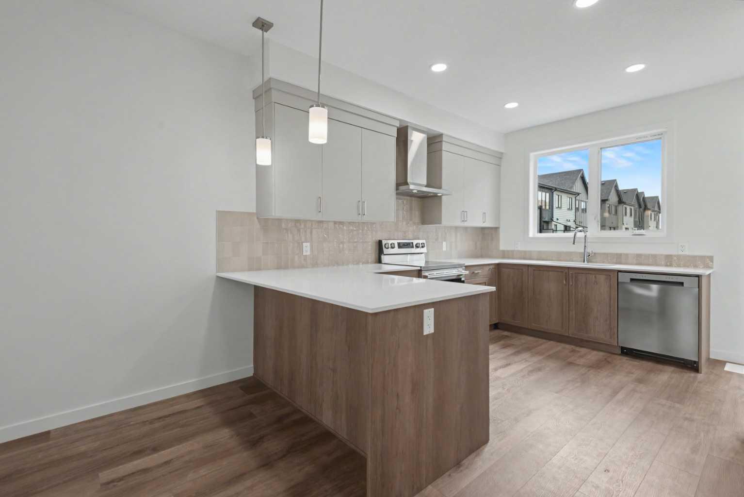 51 Mercado Lane SE