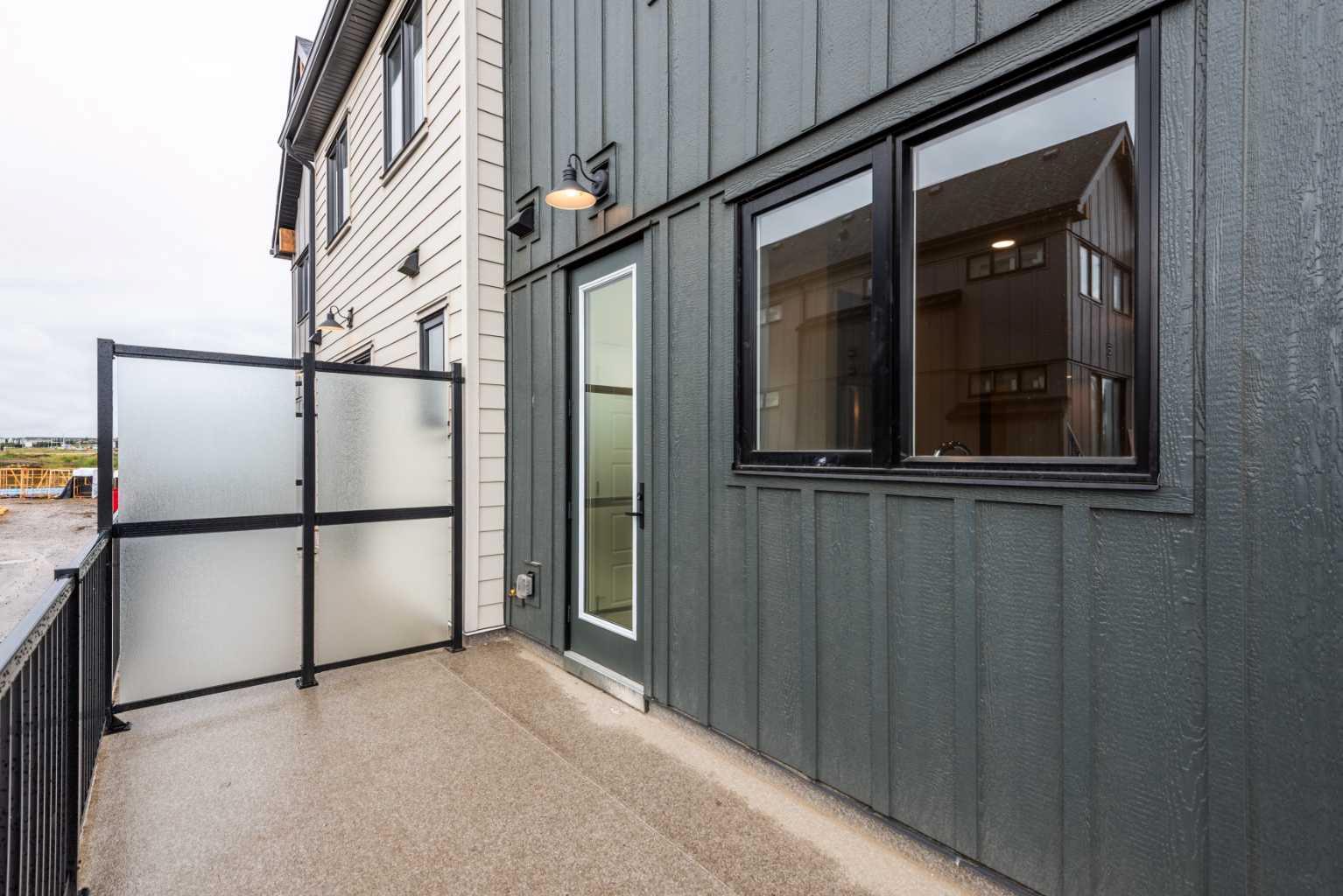 51 Mercado Lane SE