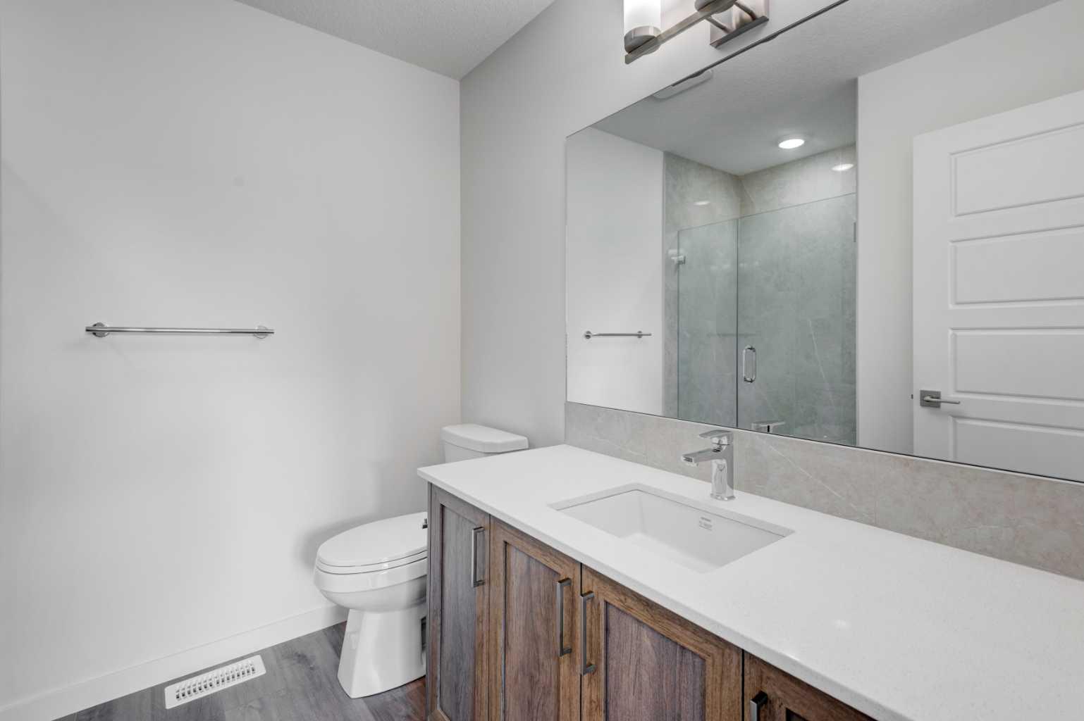 51 Mercado Lane SE