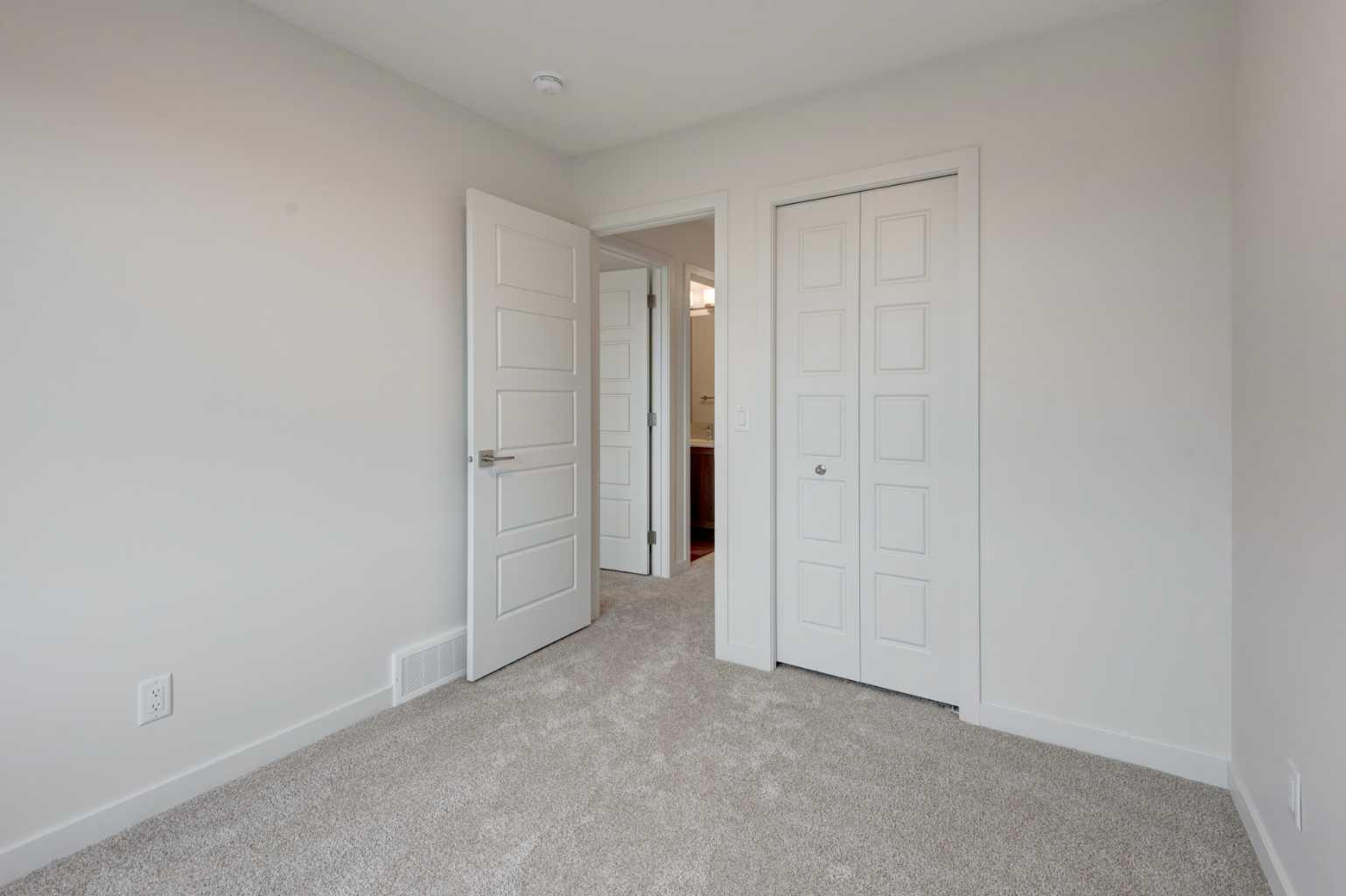 51 Mercado Lane SE