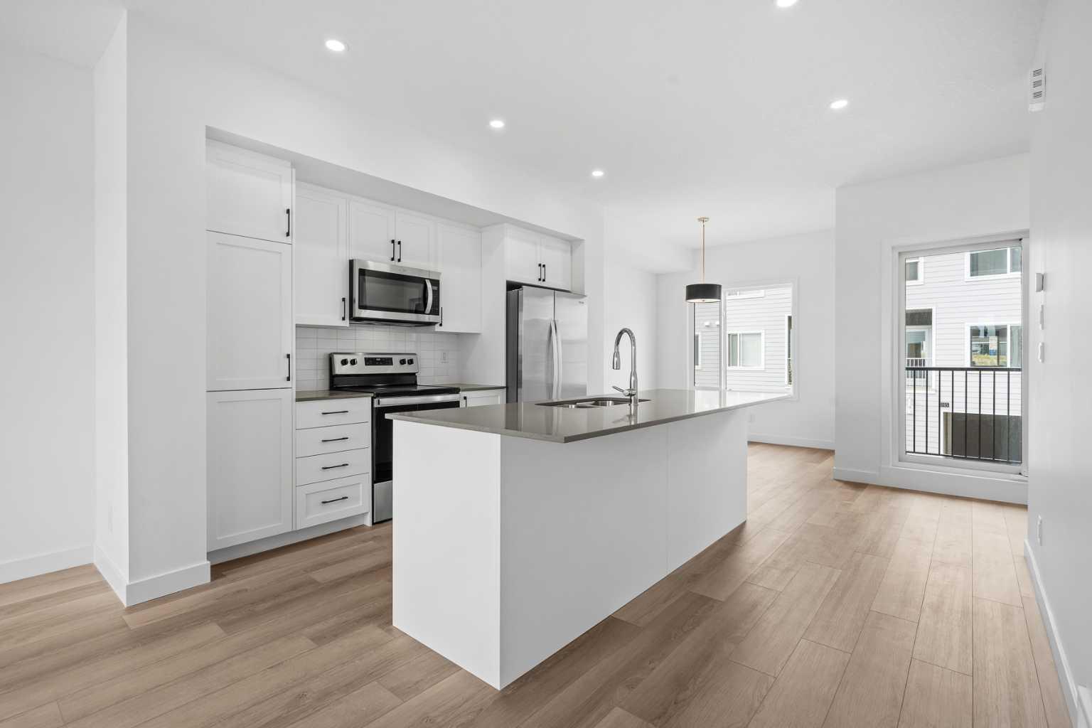1414, 25 Wildwoods Court SW