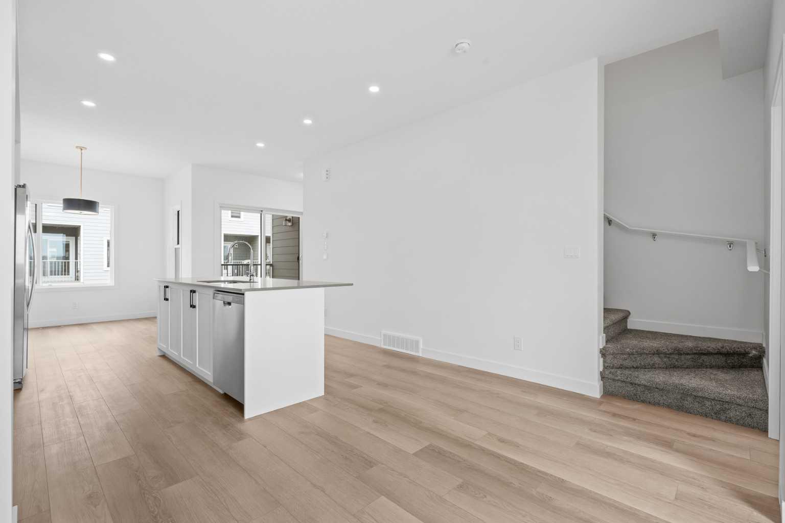 1414, 25 Wildwoods Court SW