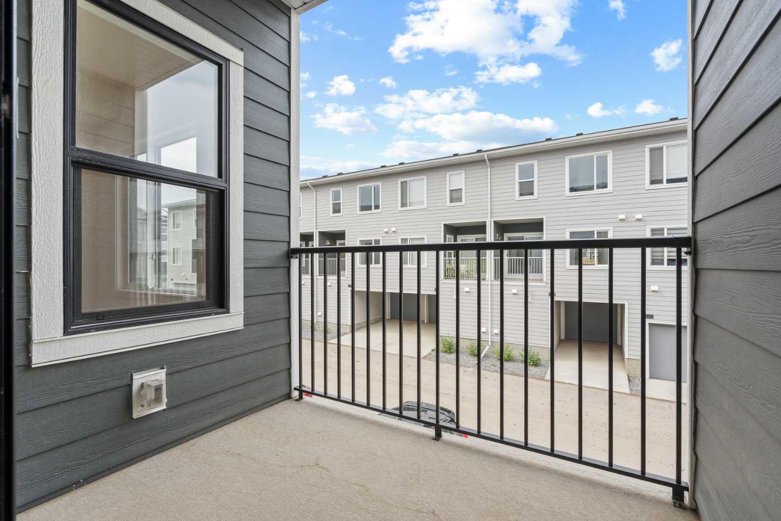 1414, 25 Wildwoods Court SW