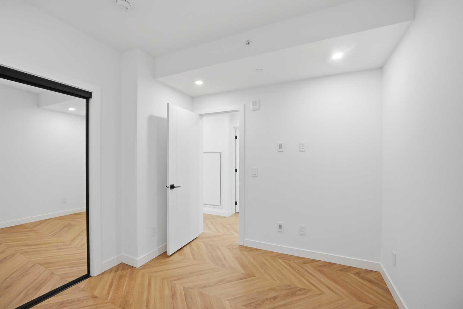 415, 8445 Broadcast Avenue SW