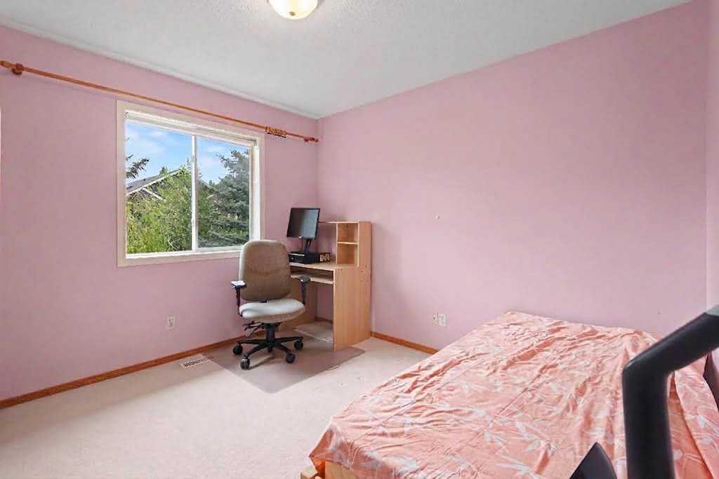 142 Somerset Park SW