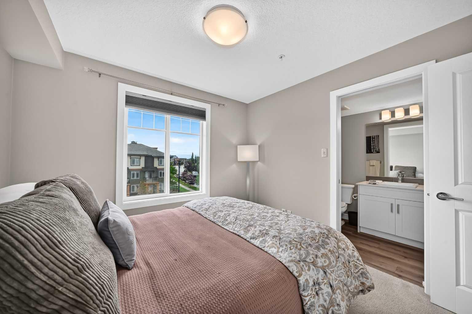 314, 110 Auburn Meadows View SE