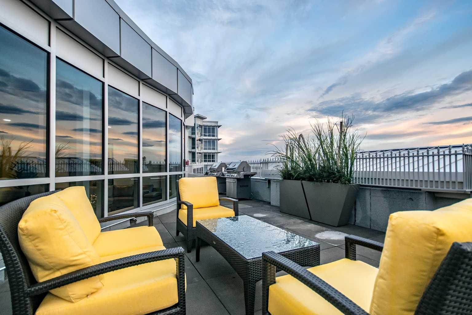 604, 32 Varsity Estates Circle NW