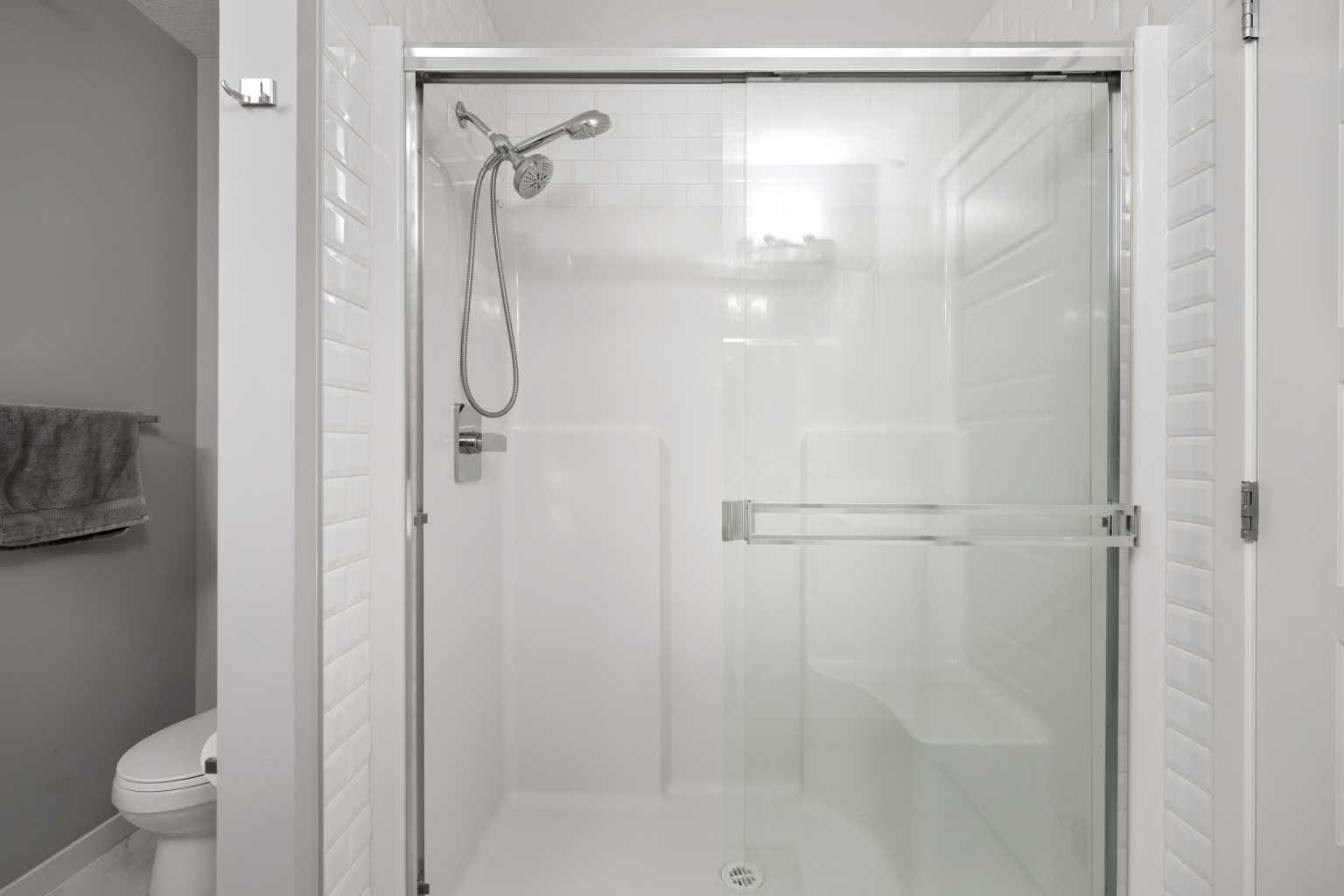 411, 4350 Seton Drive SE