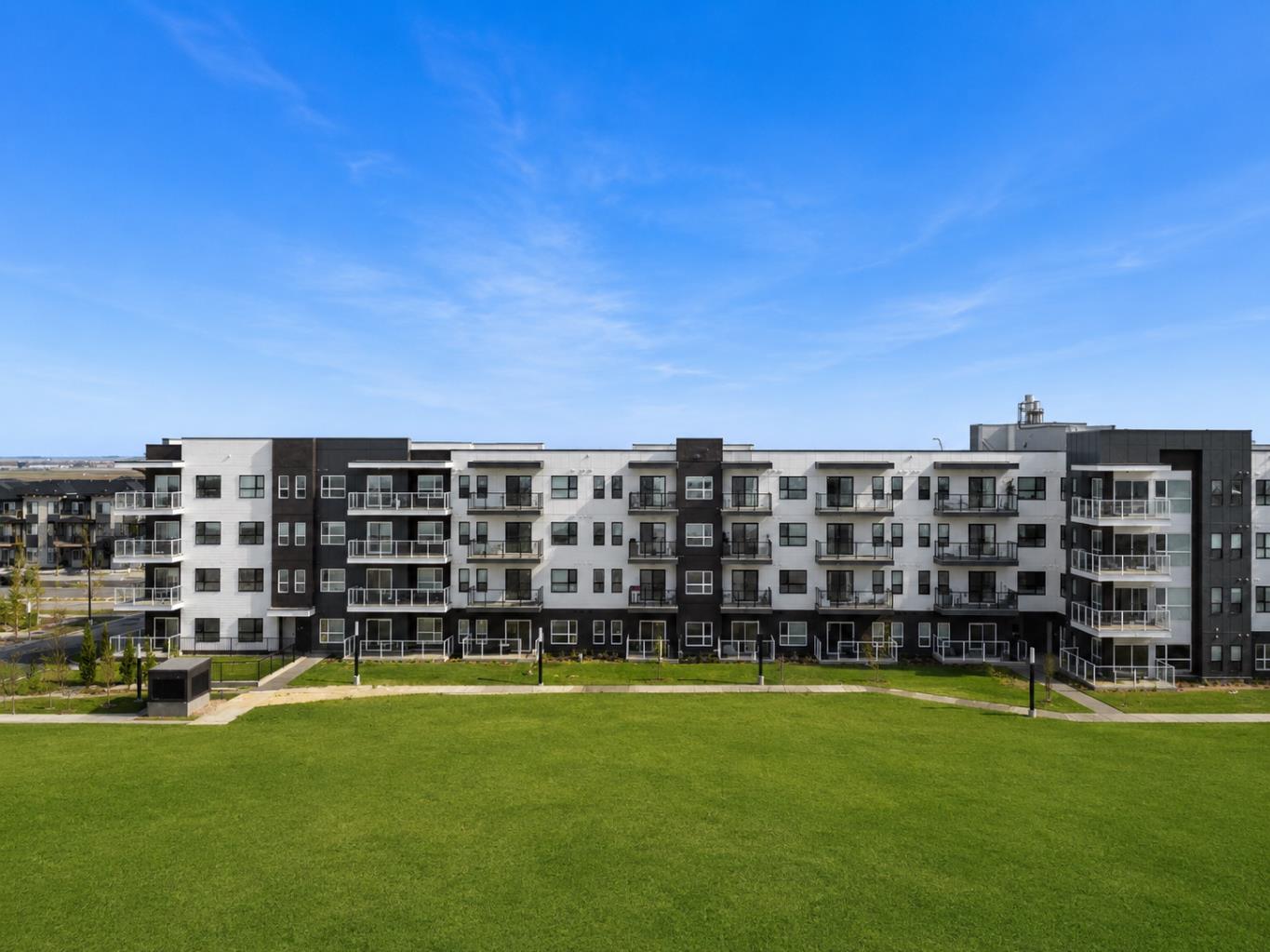 411, 4350 Seton Drive SE