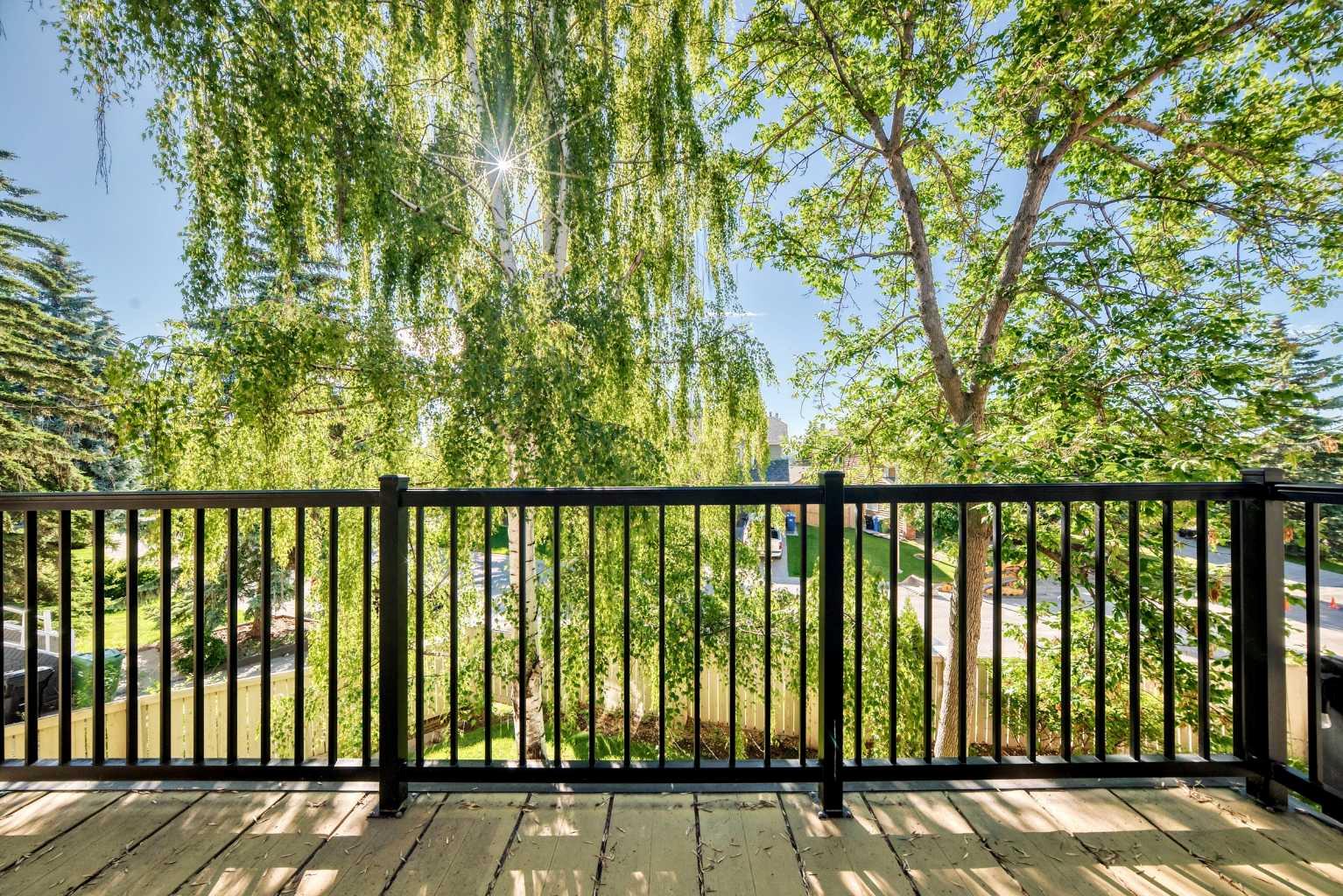 25, 448 Strathcona Drive SW