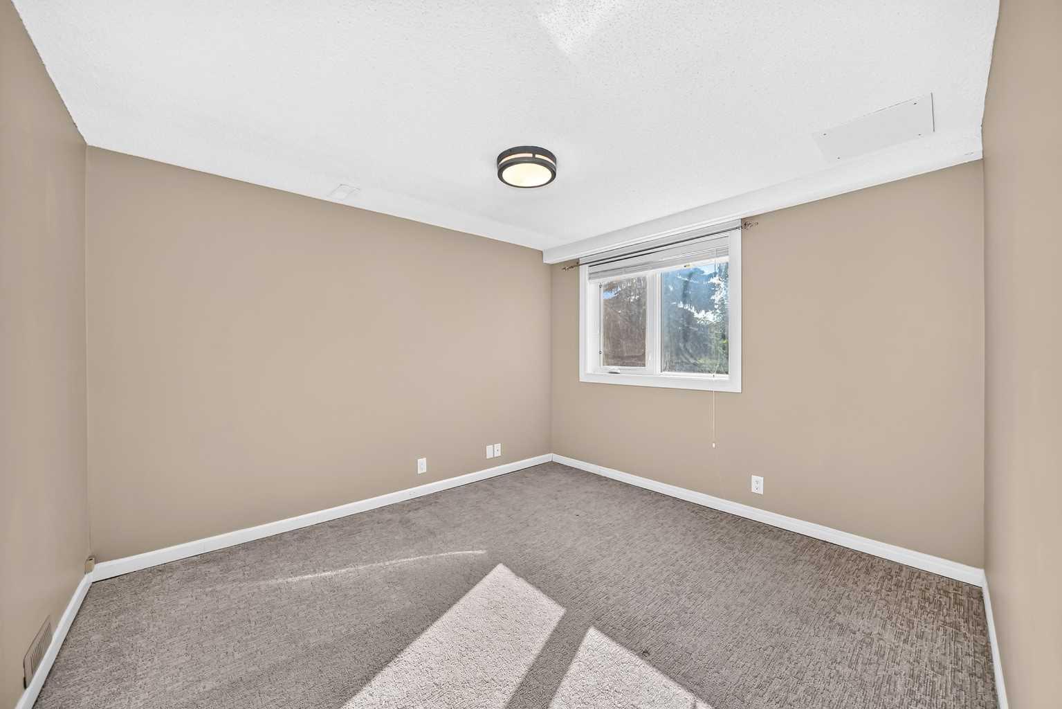 25, 448 Strathcona Drive SW