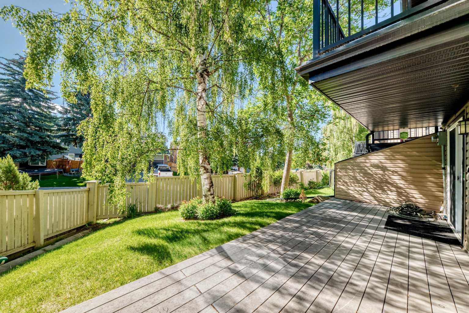 25, 448 Strathcona Drive SW