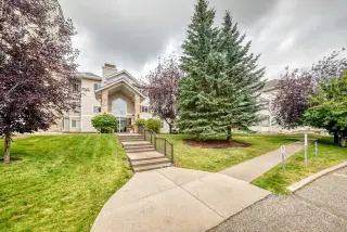 1315, 7451 Springbank Boulevard SW