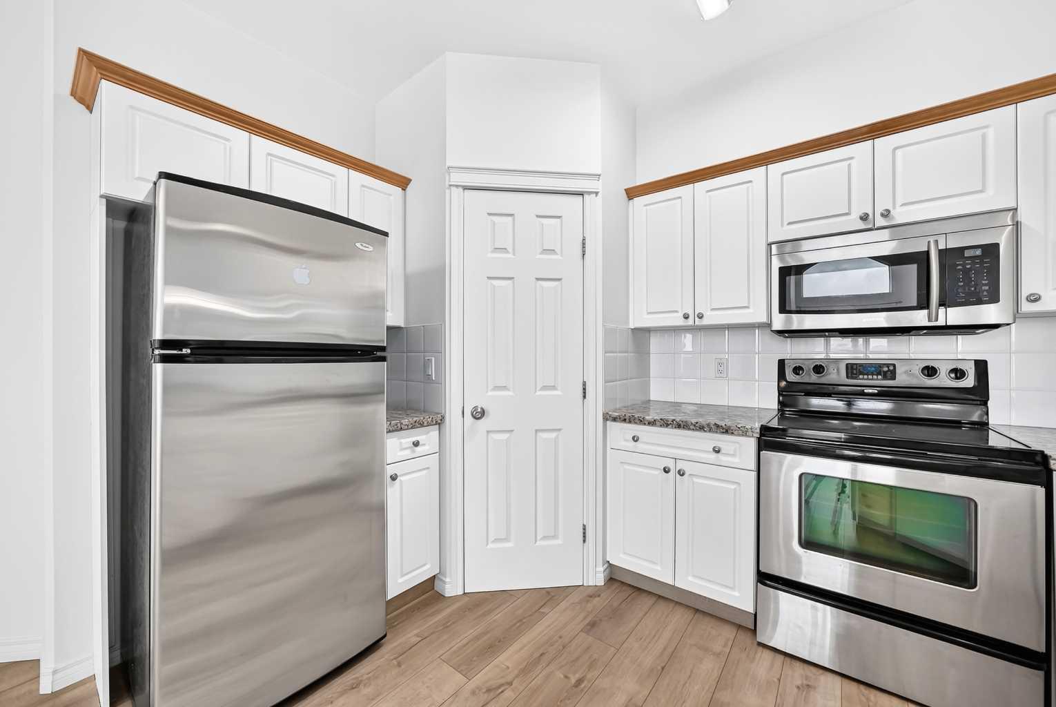 1315, 7451 Springbank Boulevard SW