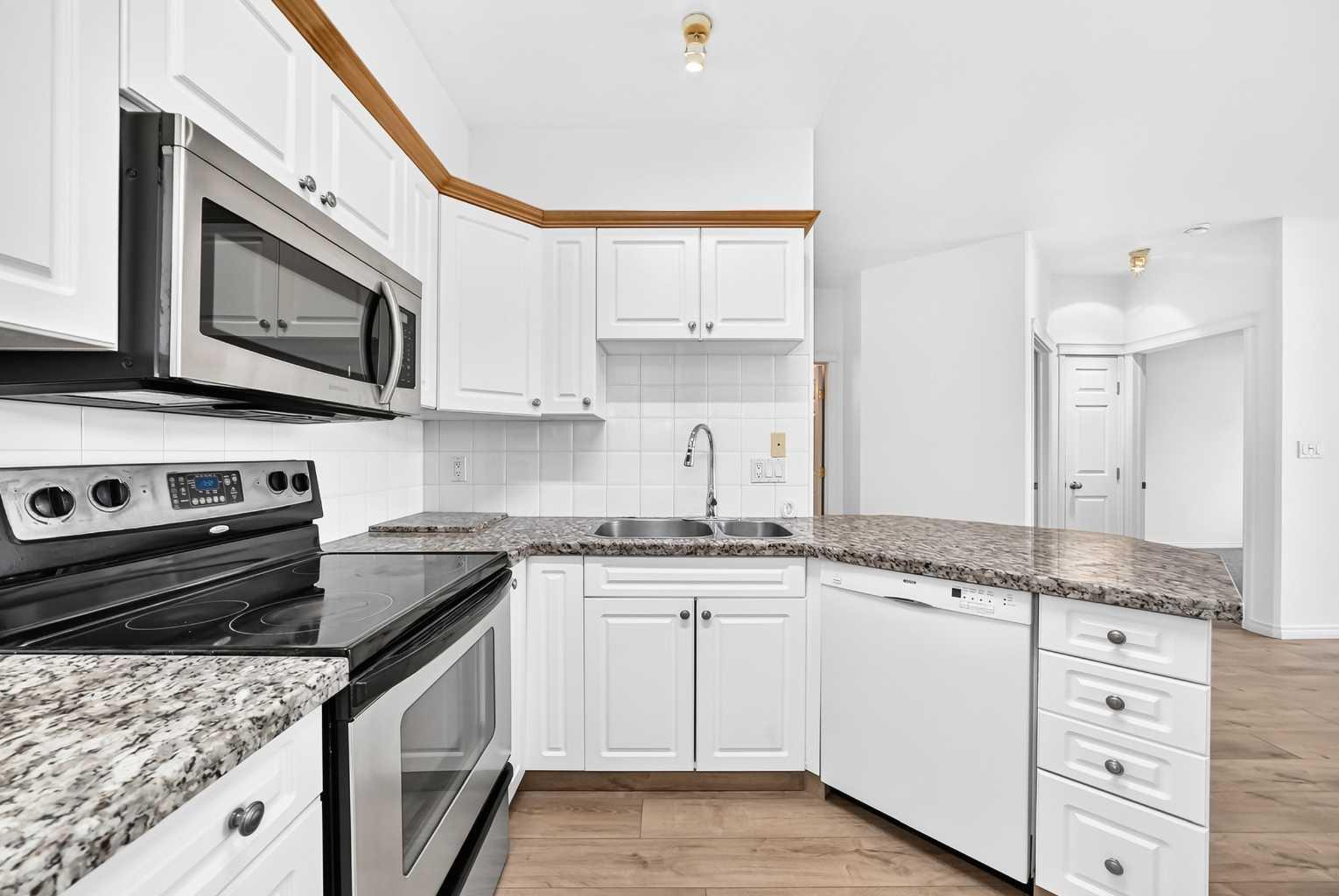 1315, 7451 Springbank Boulevard SW