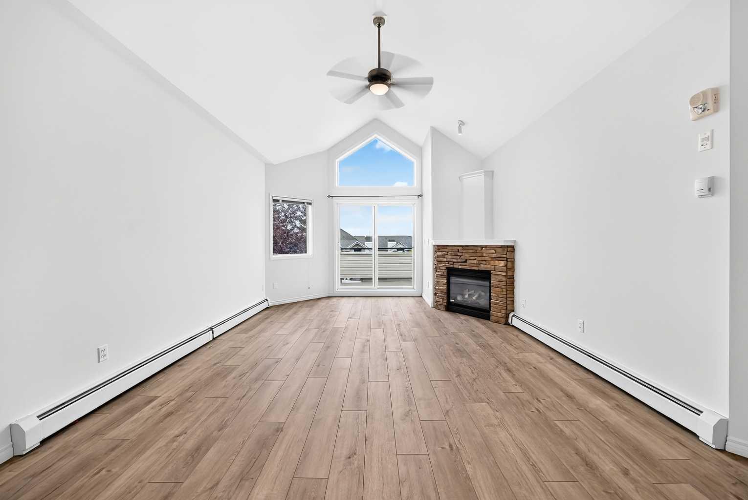 1315, 7451 Springbank Boulevard SW