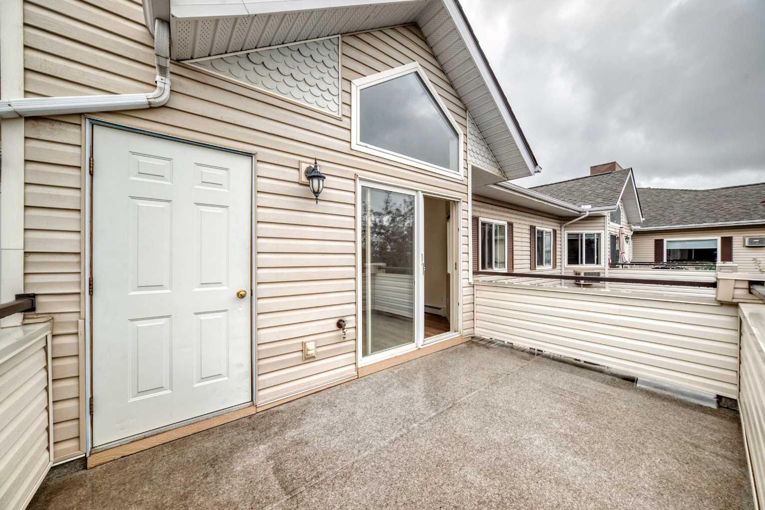 1315, 7451 Springbank Boulevard SW