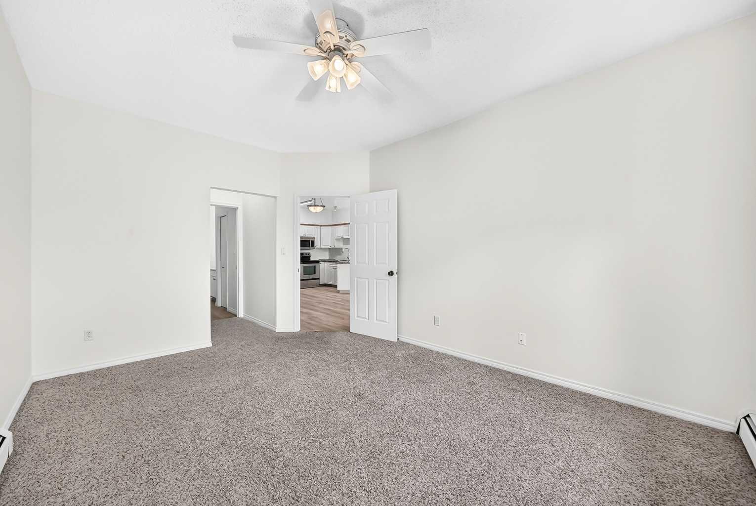 1315, 7451 Springbank Boulevard SW