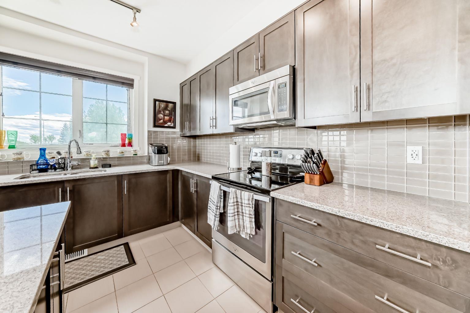 6 Nolan Hill Gate NW