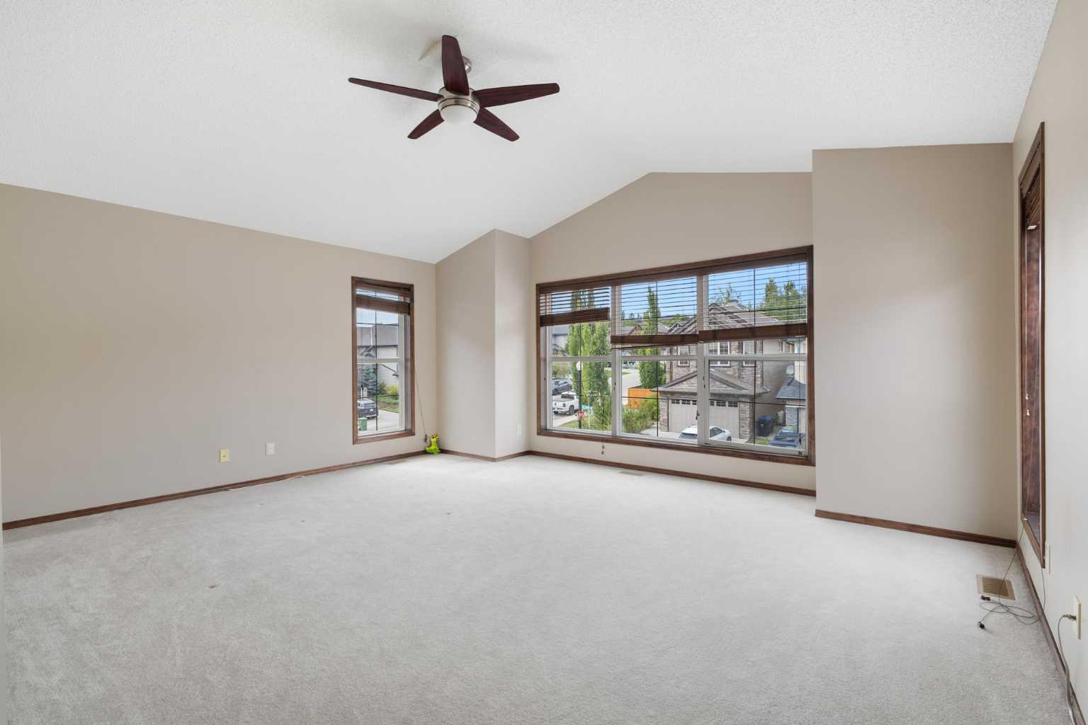 105 cortina Bay SW