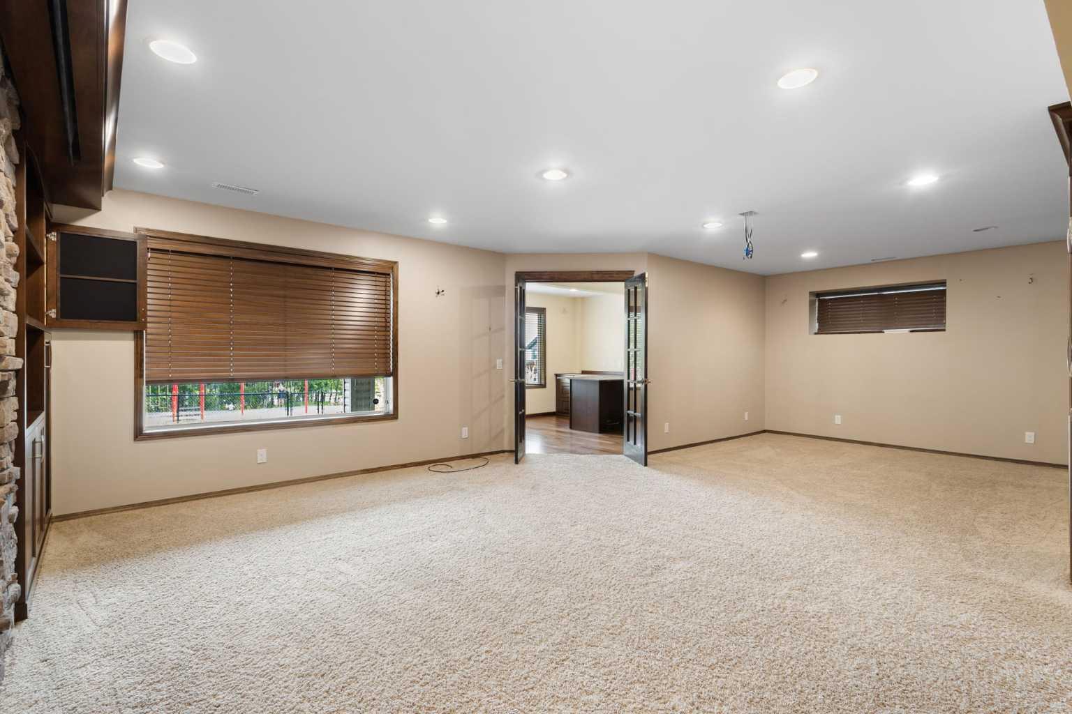 105 cortina Bay SW