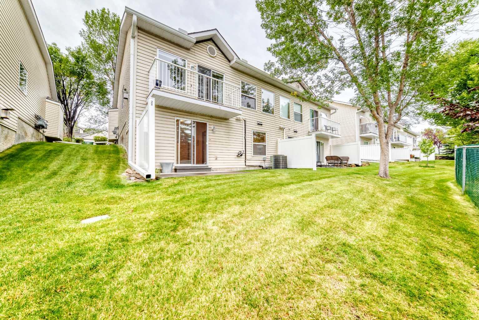22 Somervale Point SW