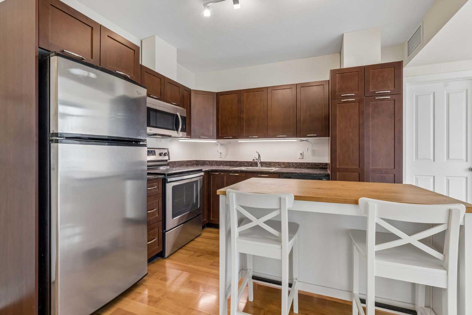908, 3820 Brentwood Road NW