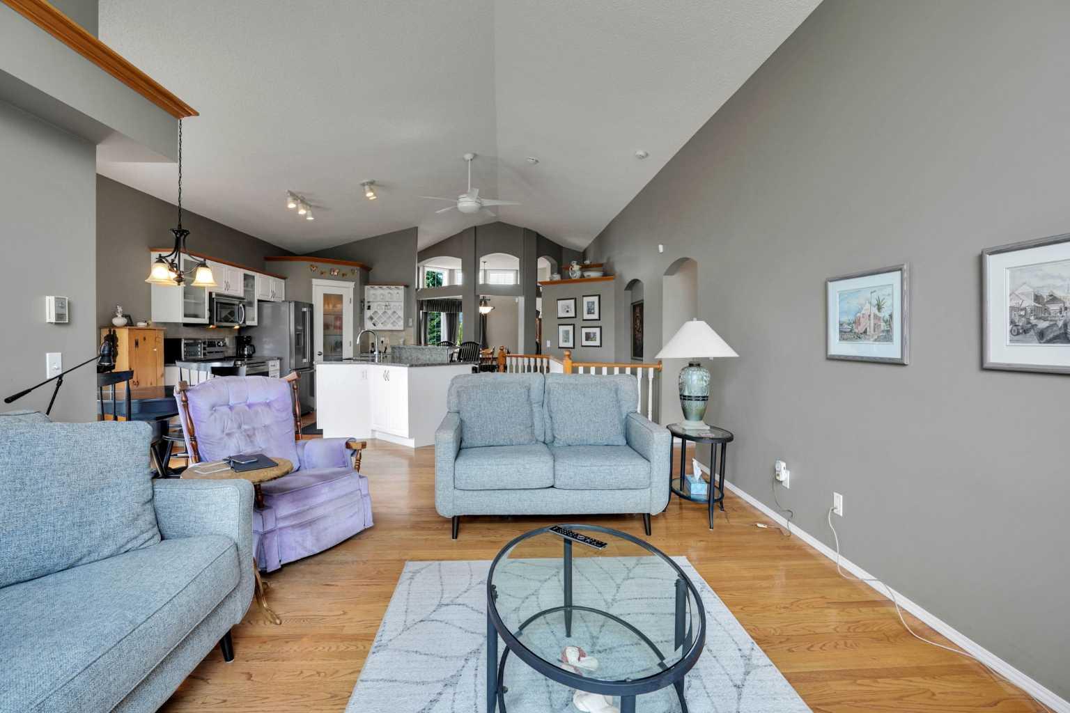 95 Citadel Grove NW