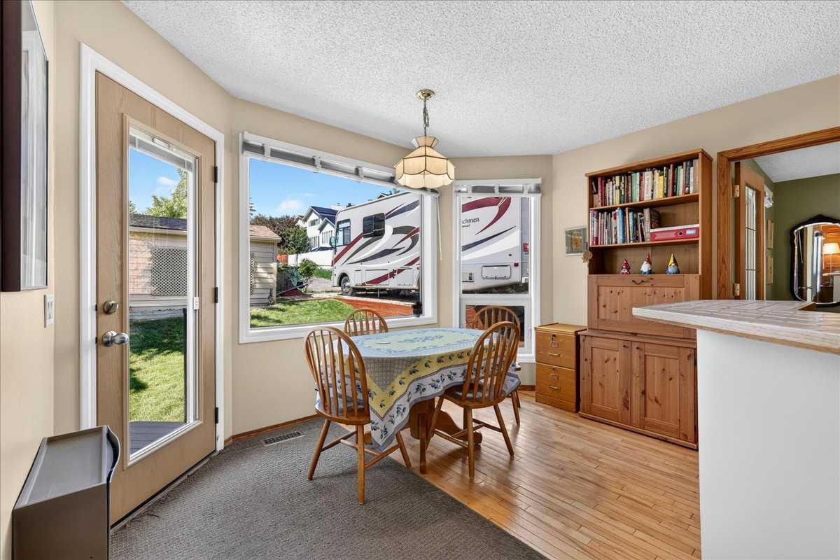 14 Hawkdale Gate NW