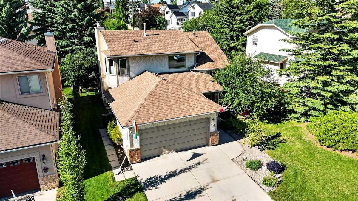 14 Hawkdale Gate NW