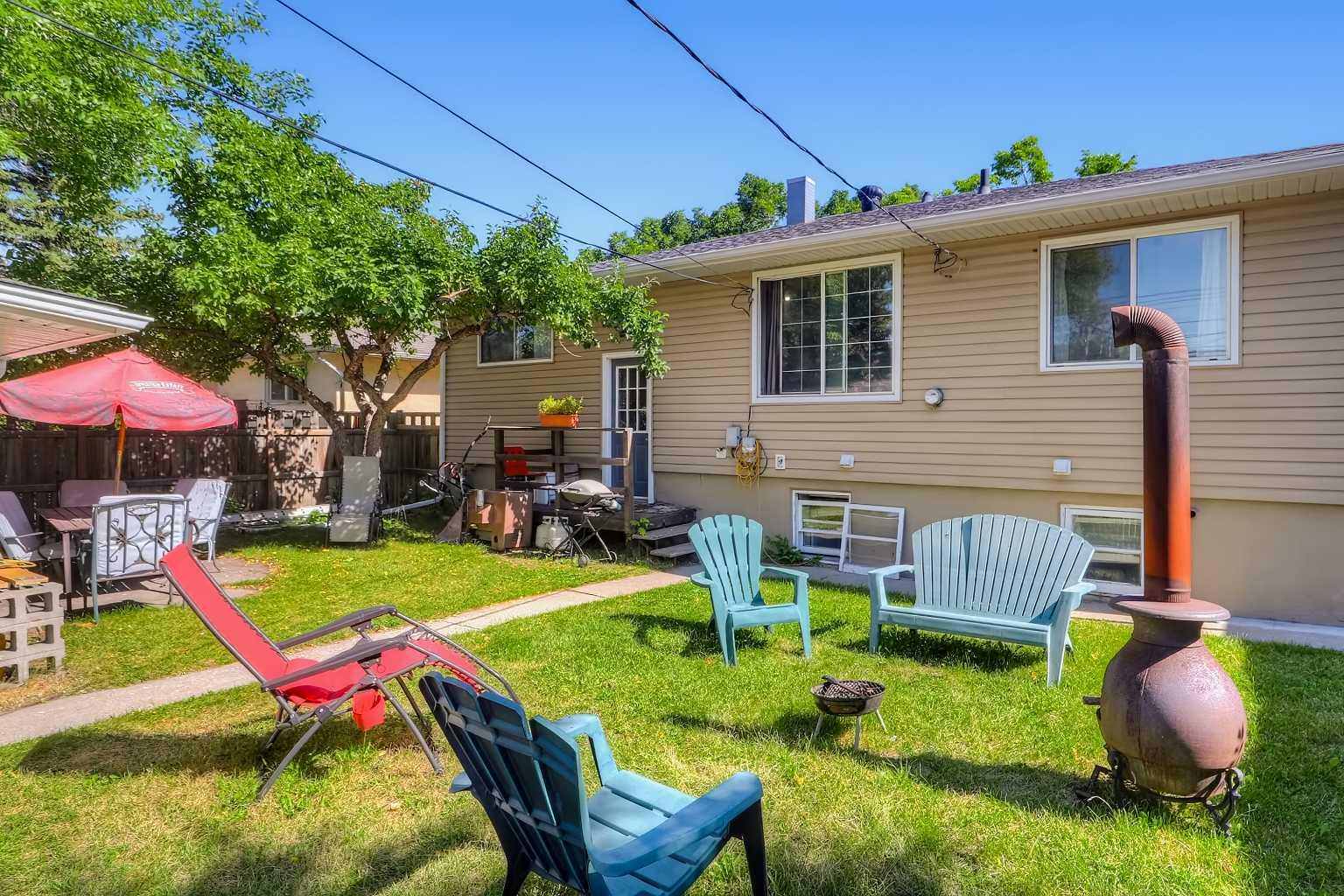 3 Creston Crescent NW