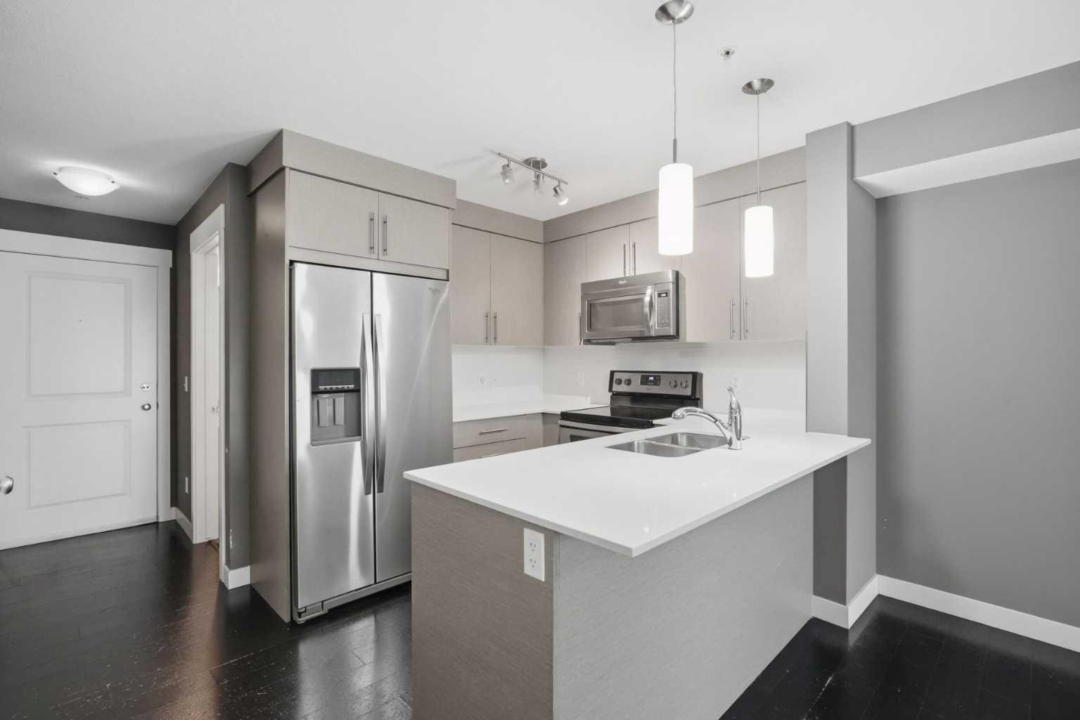 6111, 302 Skyview Ranch Drive NE