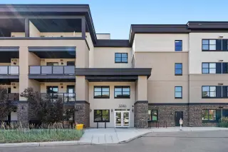 3308, 80 Greenbriar Place NW