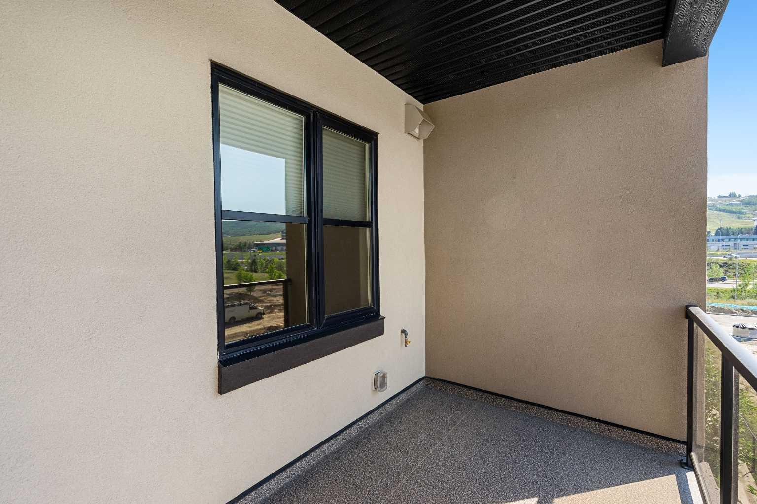 3308, 80 Greenbriar Place NW