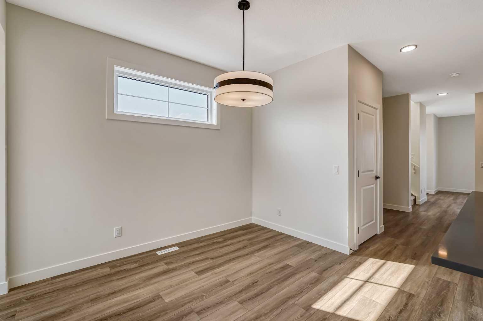 261 Bridgeport Gate 