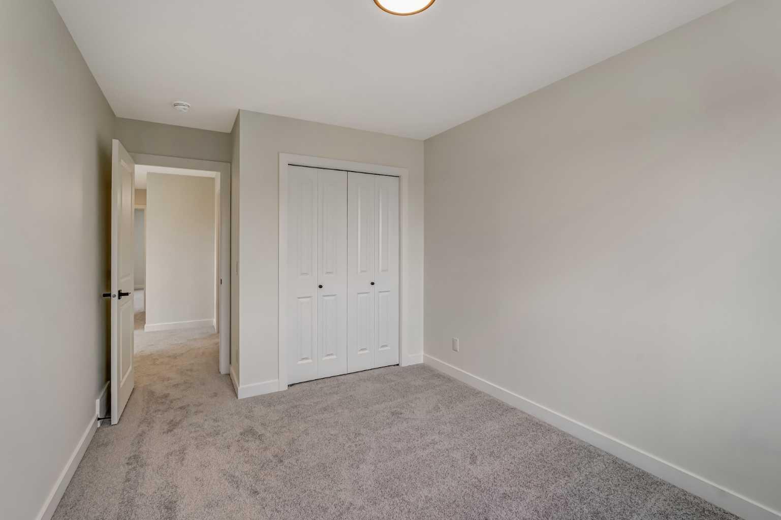 261 Bridgeport Gate 