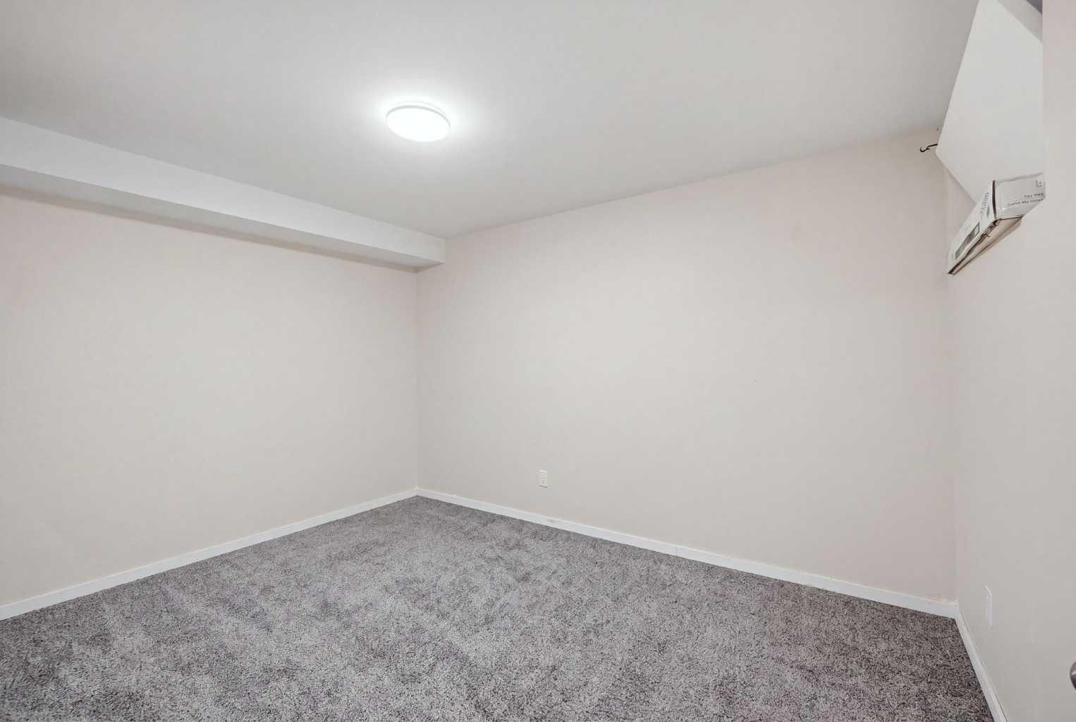 126 Copperfield Manor 
