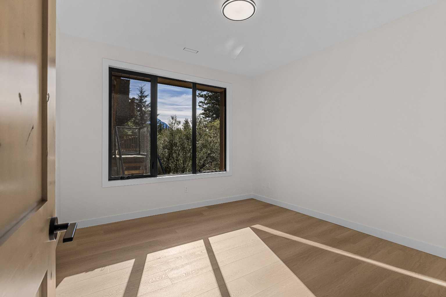 634 A/B 7th Street 