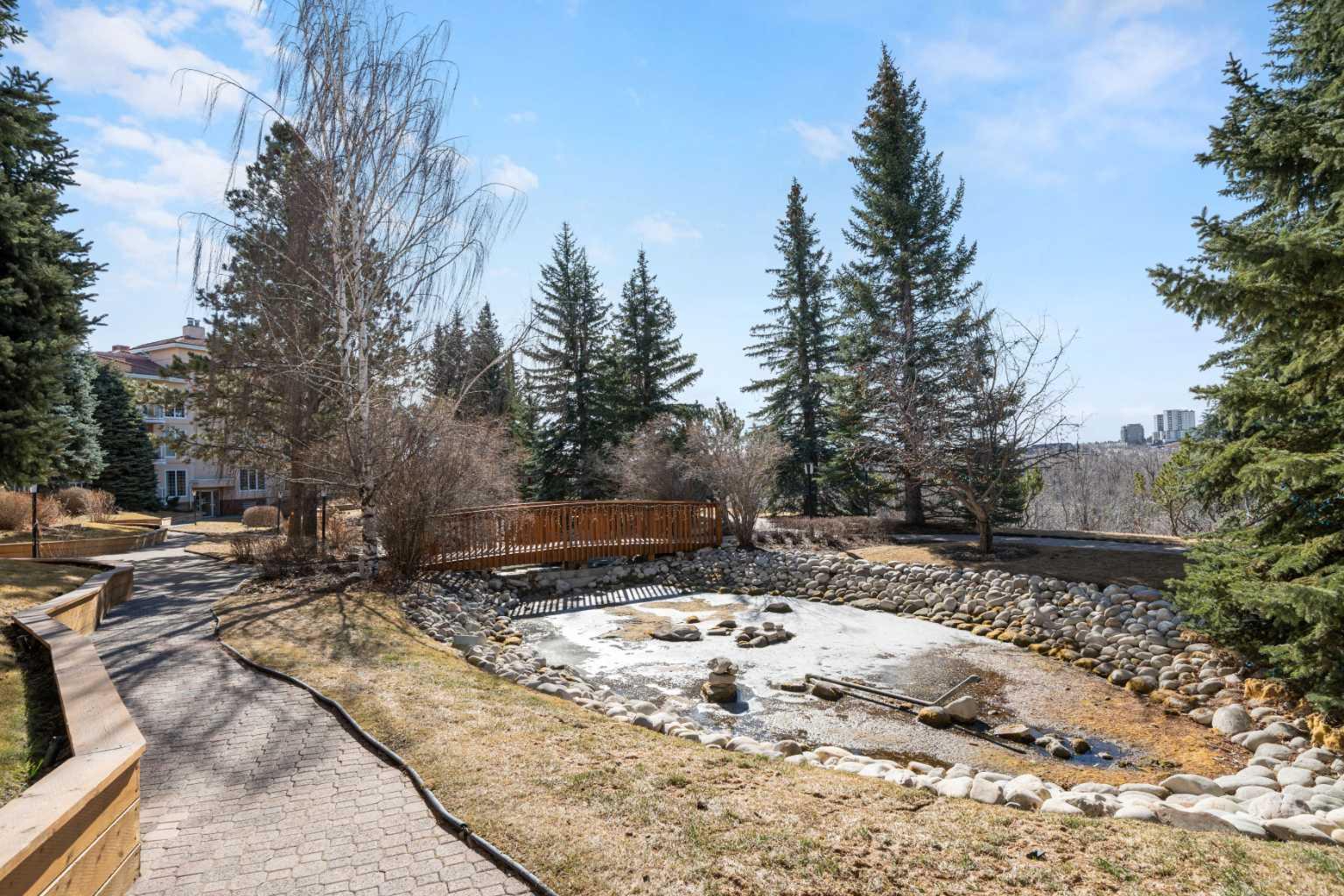 602, 505 Canyon Meadows Drive SW