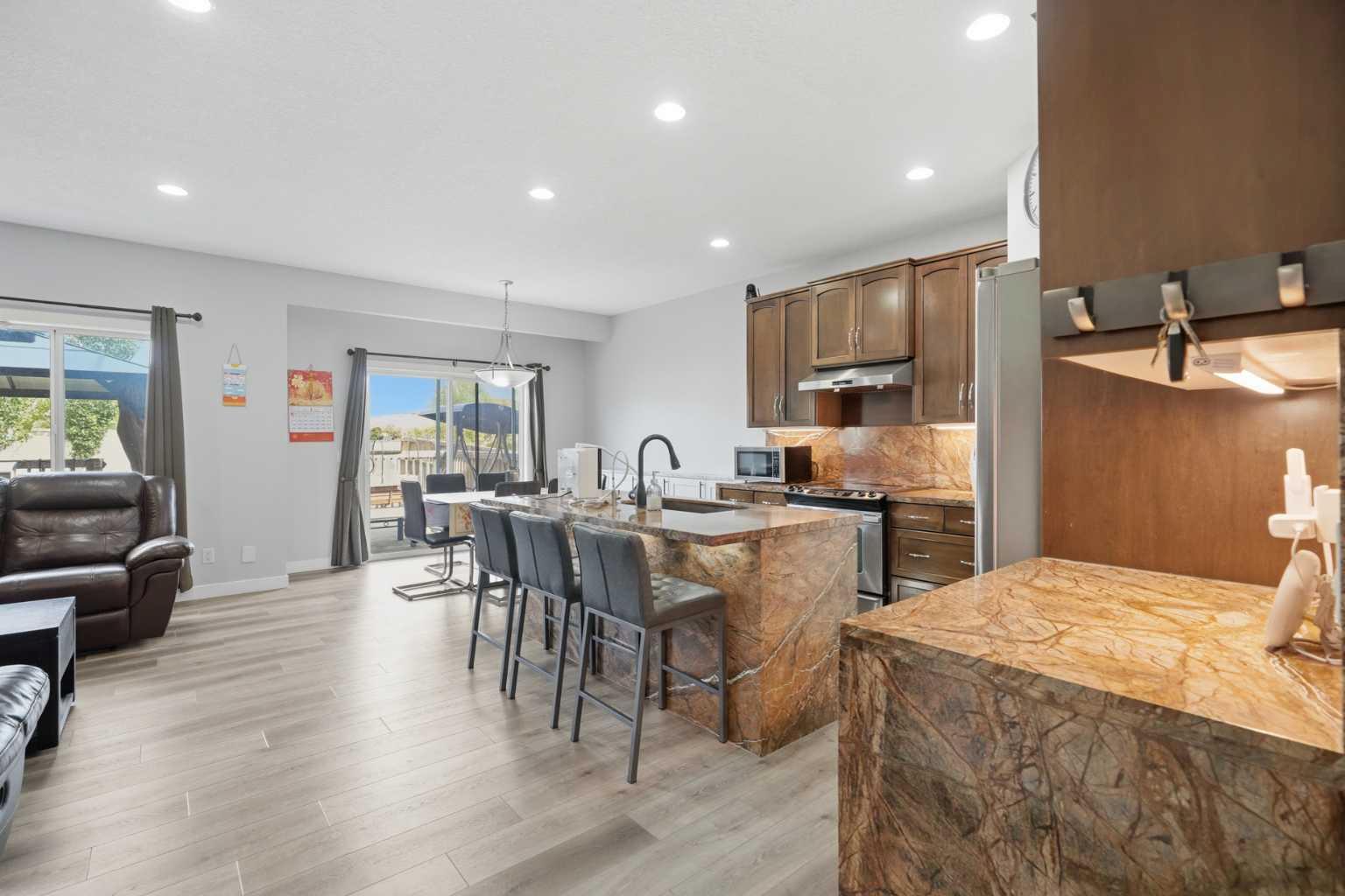 139 New Brighton Close SE