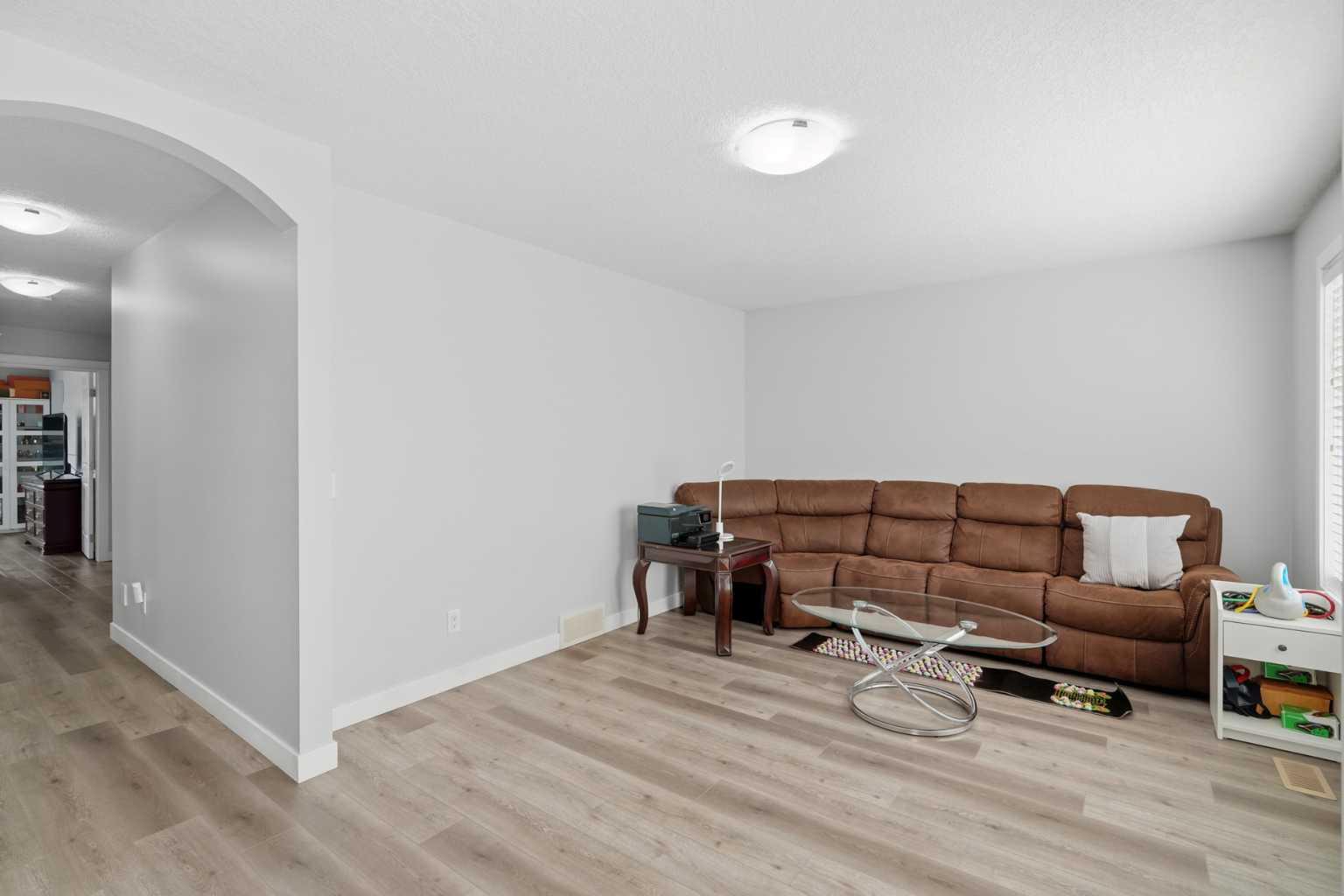 139 New Brighton Close SE
