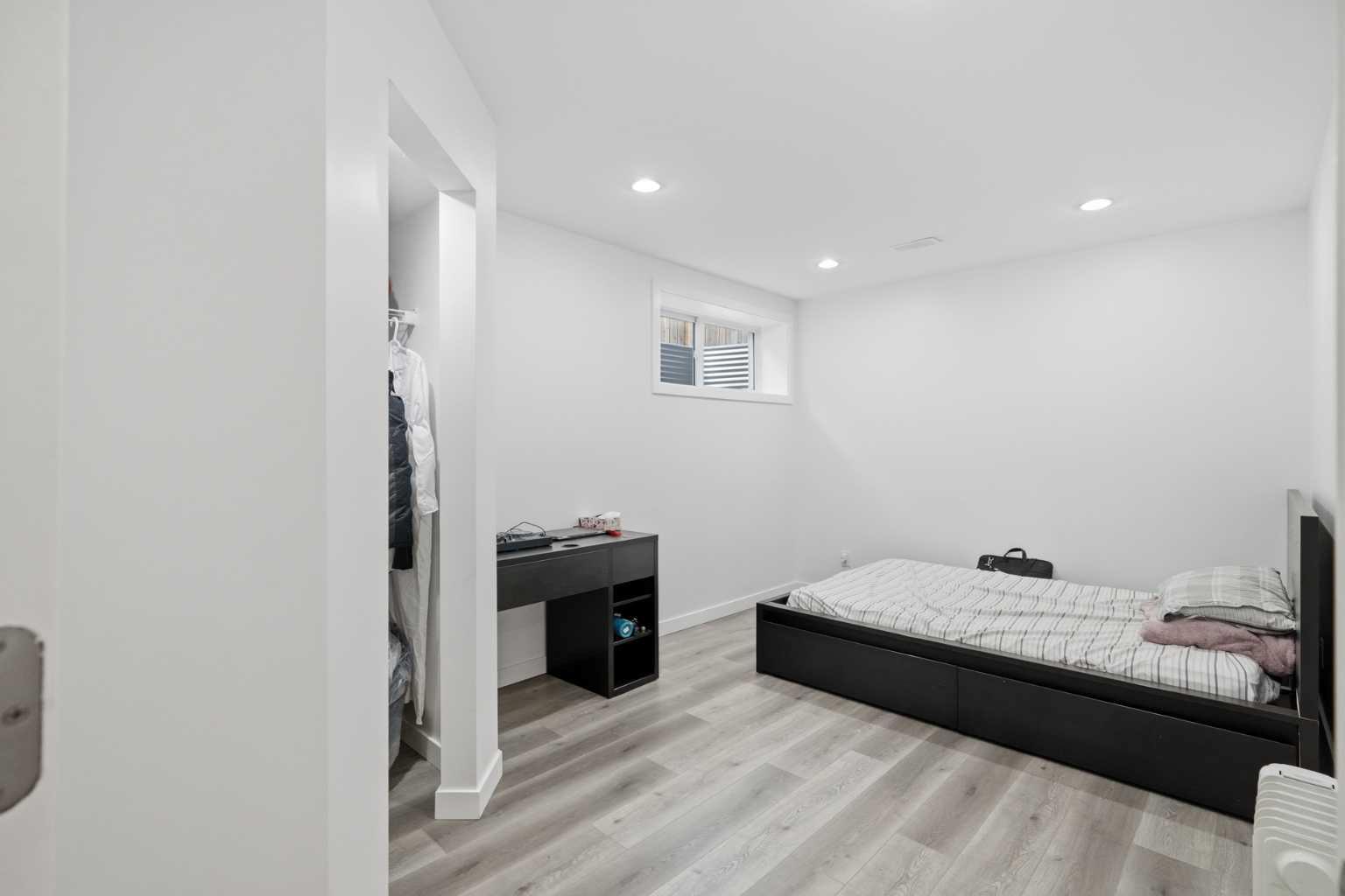 139 New Brighton Close SE